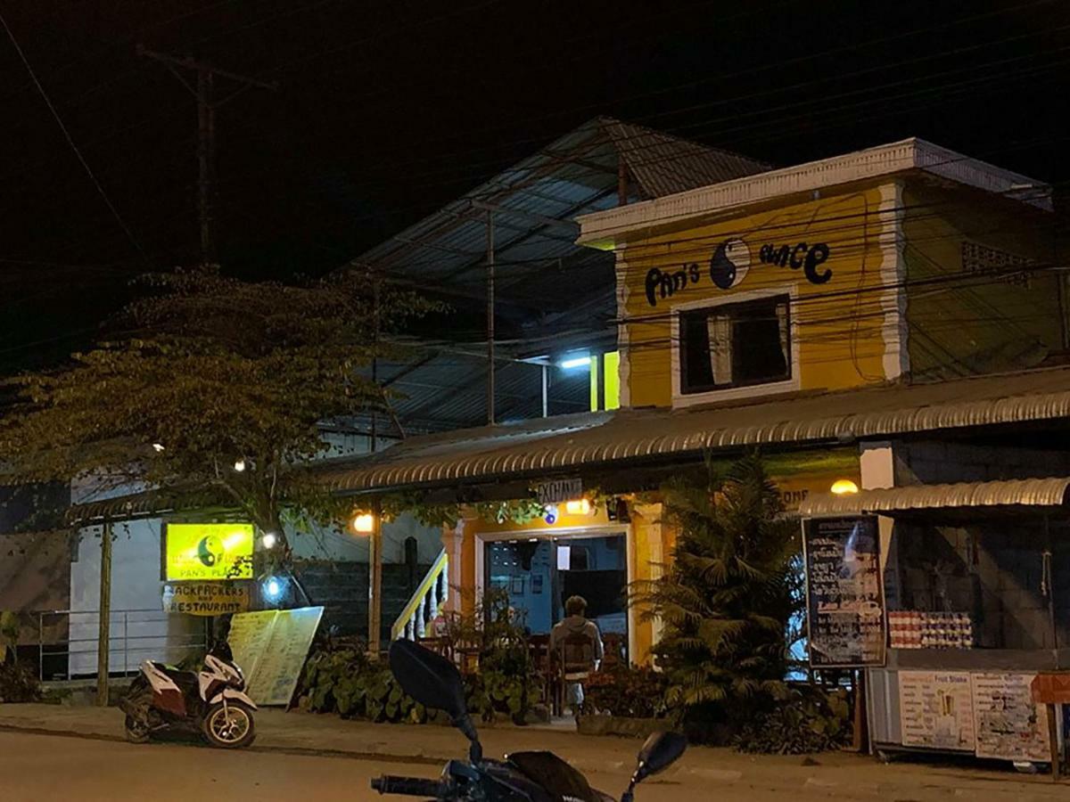 Pan'S Place Vang Vieng Exterior photo