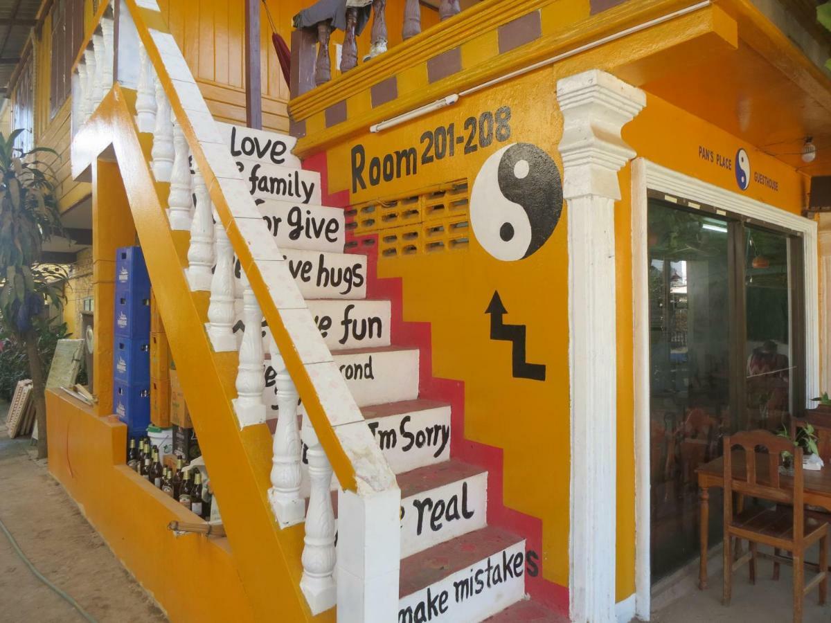 Pan'S Place Vang Vieng Exterior photo